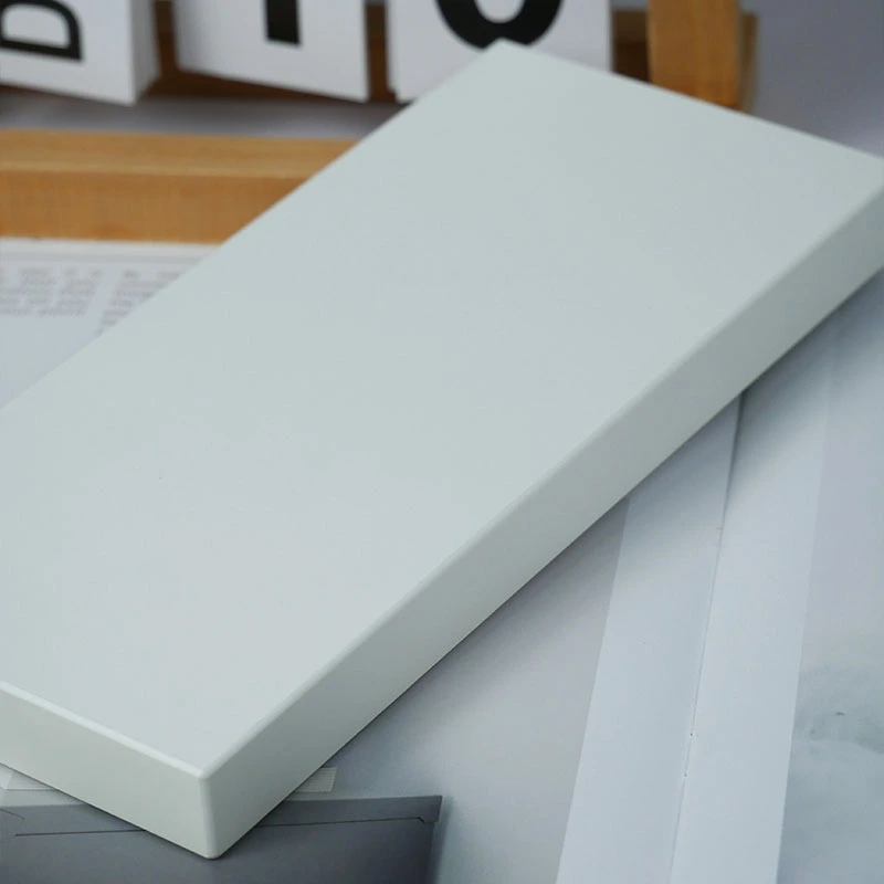 9mm উচ্চ গ্লস PET ব্যহ্যাবরণ